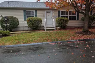 11 Stagecoach Way, Manchester, NH 03104 - Photo 1