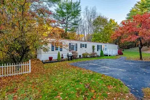 85 Princeton St, Newmarket, NH 03857 - Photo 1