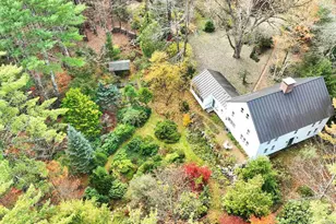 457 Reservoir Dr, Weare, NH 03281 - Photo 1