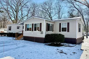 176 Lower Collins St, Seabrook, NH 03874 - Photo 1