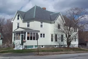 552 Spruce St, Manchester, NH 03103 - Photo 1