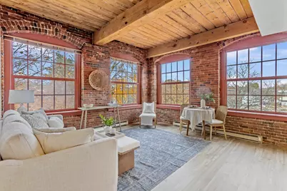 335 Cypress Street #3B, Manchester, NH 03102 - Photo 1