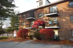 136 Mammoth Rd, Hooksett, NH 03106 - Photo 1