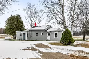 1420 East Side River Rd, Dummer, NH 03588 - Photo 1