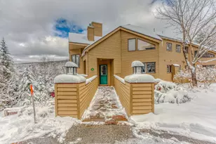 254 Crawford Ridge Rd, Carroll, NH 03575 - Photo 1