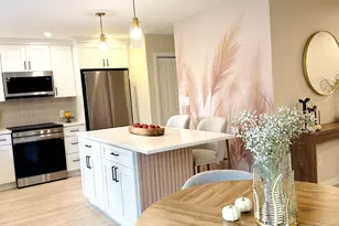 16 Laurel Ct, Nashua, NH 03062 - Photo 1