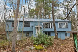 154 Mountain Rd, Deerfield, NH 03037 - Photo 1