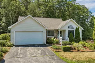 16 Red Oak Dr, Gilford, NH 03249 - Photo 1