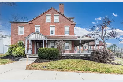 713 Central Avenue #1, Dover, NH 03820 - Photo 1