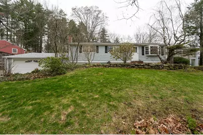 62 Pine Street, Hooksett, NH 03106 - Photo 1