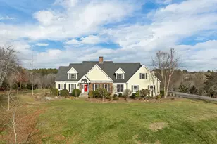 17 Curtis Rd, Hampton Falls, NH 03844 - Photo 1