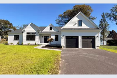 10 McDermott Road, Hampton, NH 03842 - Photo 1