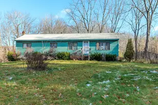 396 Dearborn Rd, Auburn, NH 03032 - Photo 1