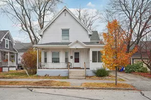 899 Hall St, Manchester, NH 03104 - Photo 1