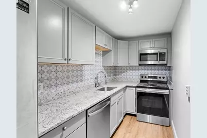 3 Pembroke Drive #20, Derry, NH 03038 - Photo 1