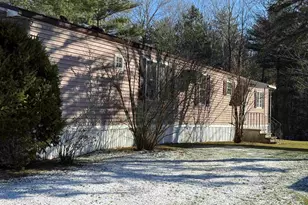 1013 Camelot Dr, Exeter, NH 03833 - Photo 1