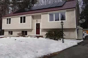 14 Country Acres Rd, Sandown, NH 03873 - Photo 1