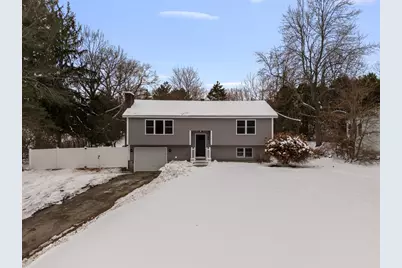 60 North High Street, Derry, NH 03038 - Photo 1