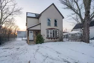 6 Grover St, Concord, NH 03301 - Photo 1