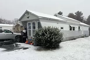 16 Fiske Pl, Claremont, NH 03743 - Photo 1