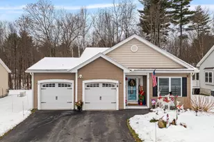 26 Sagewood Dr, Pelham, NH 03076 - Photo 1