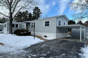911 Camelot Dr, Exeter, NH 03833 - Photo 1