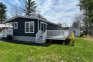 609 Canterbury Dr, Exeter, NH 03833 - Photo 1