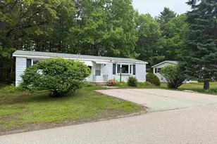22 Fairfield Dr, Concord, NH 03301 - Photo 1