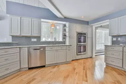 38 Old Manchester Road, Amherst, NH 03031 - Photo 1