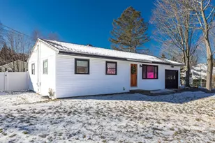 245 Ocean Rd, Portsmouth, NH 03801 - Photo 1