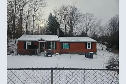 192 Londonderry Turnpike, Hooksett, NH 03106 - Photo 1