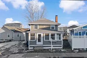 169 Ashworth Ave, Hampton, NH 03842 - Photo 1