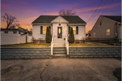 11 Lincoln Street, Manchester, NH 03103 - Photo 1