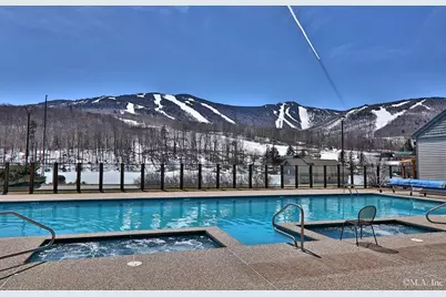 228 East Mountain Road #B GRAND HOTEL 271 IV (HUNGERFORD), Killington, VT 05751 - Photo 1