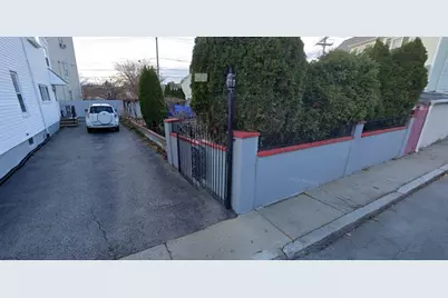 38 Franklin Avenue, Somerville, MA 02145 - Photo 1