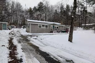 59 Estes Rd, Rochester, NH 03839 - Photo 1