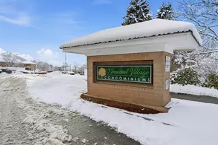 804 Elmwood Dr, Hudson, NH 03051 - Photo 1