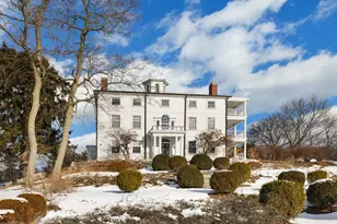 525 Maplewood Ave, Portsmouth, NH 03801 - Photo 1