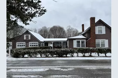 26 Pike Street, Epping, NH 03042 - Photo 1