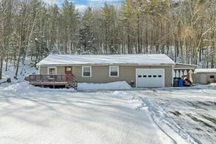 11 E Dunbarton Rd, Goffstown, NH 03045 - Photo 1