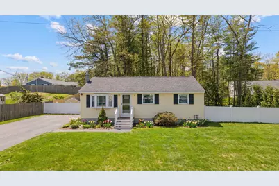 4 Portchester Drive, Nashua, NH 03062 - Photo 1