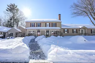 7 Colonial Square, Peterborough, NH 03458 - Photo 1