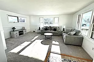 105 Maple St, Rochester, NH 03867 - Photo 1