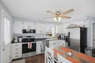 47 Hillsboro St, Manchester, NH 03104 - Photo 1