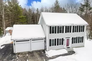 30 Fox Hollow Dr, Weare, NH 03281 - Photo 1