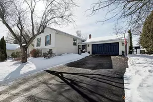 166 Holman St, Laconia, NH 03246 - Photo 1