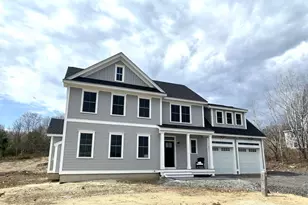 8 Megans Wy, Epping, NH 03042 - Photo 1