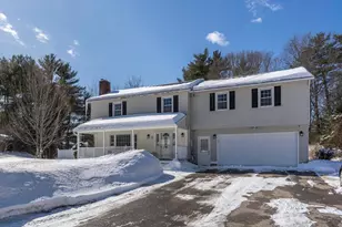 31 Pinecrest Dr, Goffstown, NH 03045 - Photo 1