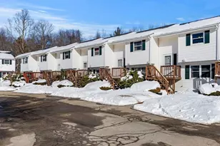 879 Mammoth Rd, Manchester, NH 03104 - Photo 1