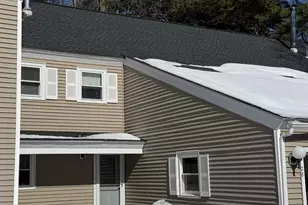 28 Winterwood Dr, Londonderry, NH 03053 - Photo 1